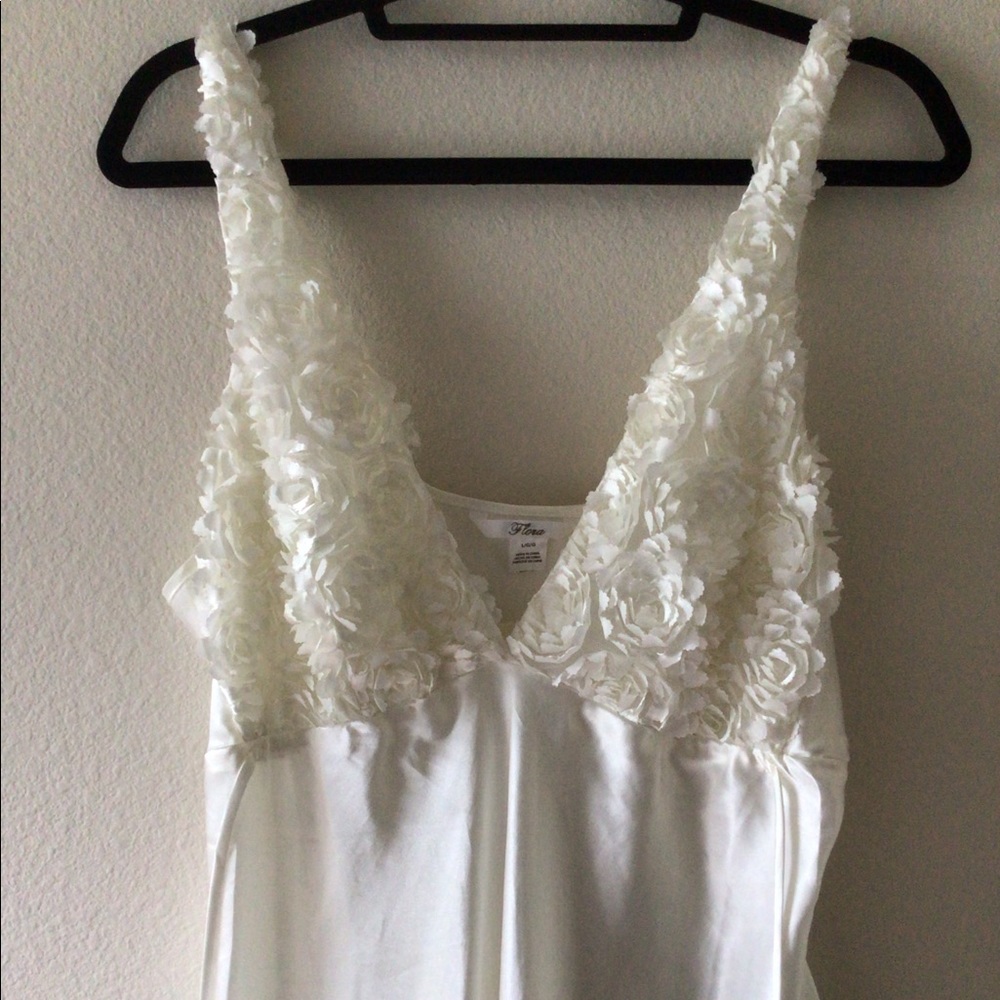 Flora white night gown floral design